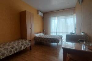 Изображение Изображение: № 8 Трехместный номер с балконом #1 #6