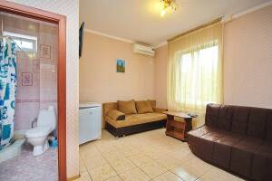 Изображение Изображение: 4-х местный 2-х комнатный «Люкс» с 3 доп. местами #1 #3