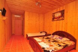 Изображение Изображение: 3-х местный номер с удобствами #1 #2