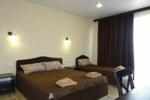 Изображение Изображение: Номер «Стандарт» 3-х местный #1 #2