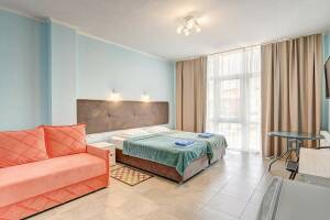 Изображение Изображение: Стандартный 3-х местный с балконом Корпус 8 #1 #3