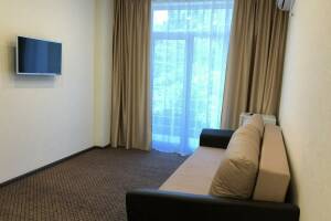 Изображение Изображение: Двухкомнатный номер с балконами #1 #3