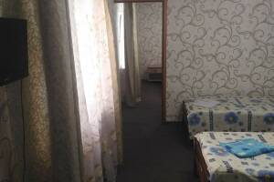 Изображение Изображение: Семейный двухкомнатный номер на 5человек с кухней #1 #13