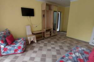 Изображение Изображение: Двухкомнатный семиместный номер с балконом #1 #10