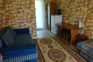 Изображение Изображение: 3-х местный номер с удобствами с доп. местом #1 #3