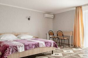 Изображение Изображение: 4-х местный номер с удобствами #1 #6