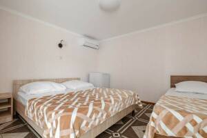 Изображение Изображение: 3х местный номер с удобствами #1 #7