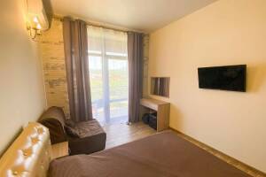 Изображение Изображение: Комната на 2−3 человека (с доп. местом) #1 #2