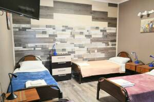 Изображение Изображение: Домик № 2 на 4 спальных места с кухней и верандой #1 #2