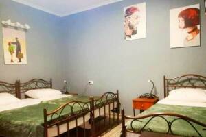 Изображение Изображение: Домик № 3 на 4 спальных места с кухней и верандой #1 #3