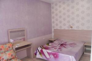 Изображение Изображение: 3-х местный номер «Сиреневый» #1 #2