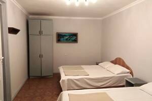 Изображение Изображение: № 3 Трехместный номер с доп. местом #1 #3