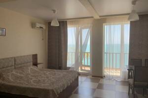 Изображение Изображение: Комната с балконом и видом на море на 2х человек #1 #4