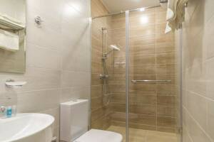 Изображение Изображение: 5-ти местный 2-х комнатный «Люкс» #1 #4