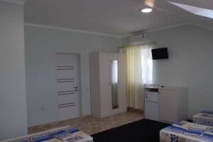 Изображение Изображение: Четырёхместный без балкона #1 #3