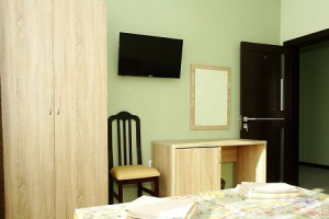 Изображение Изображение: 4-х местный 2-х комнатный номер «Семейный» #1 #5