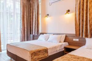 Изображение Изображение: Четырехместный с балконом #1 #3