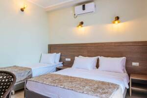 Изображение Изображение: Трехместный с балконом, вид на море #1 #5