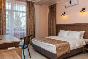 Изображение Изображение: Улучшенный трехместный с балконом, вид на море #1 #9