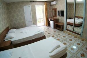 Изображение Изображение: 3-х местный «Полулюкс» с балконом #1 #3