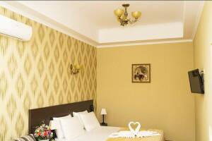 Изображение Изображение: Люкс (2-х комнатный, 3-х местный) с балконом #1 #2