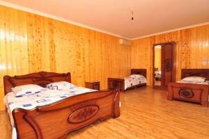 Изображение Изображение: 4-х местный 2-х комнатный «Люкс» #1 #2