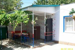 Изображение Изображение: 5-местный с удобствами Семейный 2-комнатный #1 #4