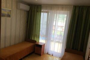 Изображение Изображение: 4-х местный номер (№ 8) #1 #5