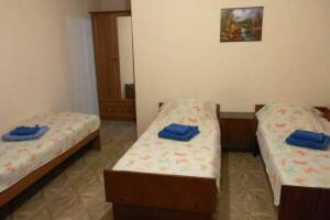 Изображение Изображение: Комната на четырех человек с удобствами «Эконом» #1 #3