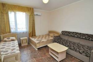 Изображение Изображение: 5-ти местный «Стандарт» с общим балконом #1 #6