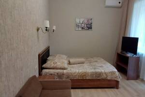 Изображение Изображение: 3-х местный большой номер с балконом #1 #7