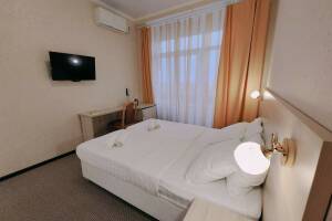 Изображение Изображение: Двухместный «Комфорт» с боковым видом на море #1 #2