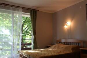 Изображение Изображение: Номер 3-х местный с балконом #1 #3