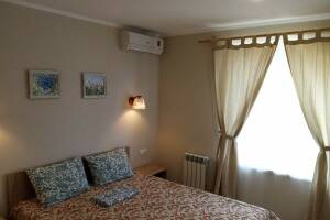 Изображение Изображение: 3х- местный номер (люкс) #1 #2