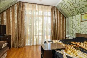 Изображение Изображение: Улучшенный c большим балконом № 017 #1 #13