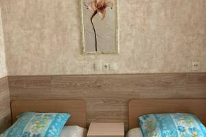 Изображение Изображение: 2−х местный номер «Комфорт» № 3 #1 #3