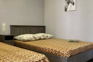 Изображение Изображение: 3−4-х местный номер «Комфорт» № 6 #1 #6