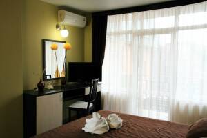 Изображение Изображение: 2-х местный «Полулюкс» с 2 доп. местами #1 #2