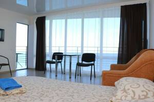 Изображение Изображение: 3-х местный «Стандарт» вид на море (4 этаж) #1 #6