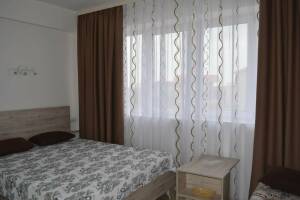 Изображение Изображение: № 9 Трехместный номер с доп. местом #1 #11