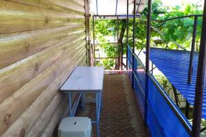 Изображение Изображение: Трехместный номер с удобствами (второй этаж) #1 #3