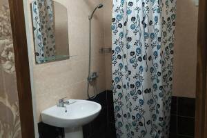 Изображение Изображение: Трехместный номер с удобствами (первый этаж) #1 #4