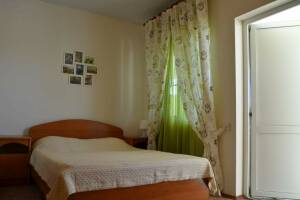 Изображение Изображение: 4-х местный номер с кухней-верандой (корпус 2) #1 #3