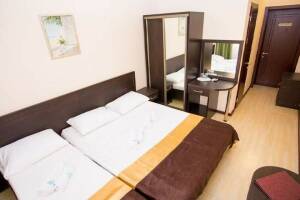 Изображение Изображение: Стандарт 3-х местный без балкона #1 #3