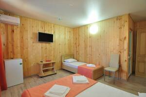 Изображение Изображение: 2-Х КОМНАТНЫЙ 4-Х МЕСТНЫЙ НОМЕР С БАЛКОНОМ #1 #7