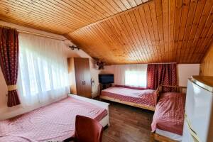 Изображение Изображение: Большая четырёхместная комната «Семейная» № 6 #1 #2