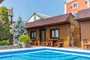 Изображение Изображение: 6-ти местный 2-х комнатный домик #1 #4