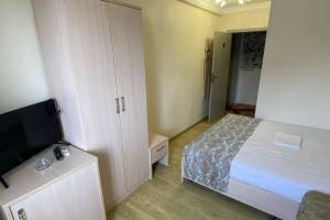 Изображение Изображение: 3-х местный номер с балконом #1 #3