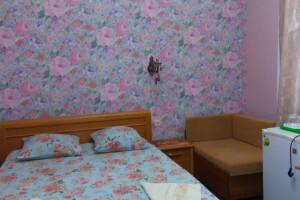 Изображение Изображение: № 6 Трехместный номер с удобствами #1 #5