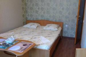 Изображение Изображение: № 13 Трехместный номер с удобствами #1 #12